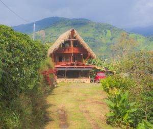 hospedaje rural finca cafetera La Maloka