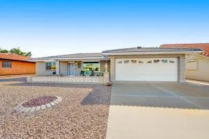 Sunshine Oasis - 休闲世界