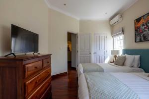 Palm Villa A Paradise for Families and Friends in Sanur