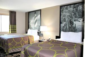 Double Room with Two Double Beds - Non-Smoking room in Super 8 by Wyndham Greensboro/Coliseum/Conv.
