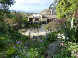 Oamaru House Bed & Breakfast