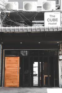 The Cube Hostel Khaosan