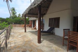 Baobab Beach Villa, Ushongo Beach, Pangani