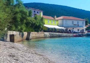 Holiday home in Vidovici - Insel Cres 43064 
