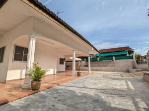 Cozy Spacious seremban Bangalow Taman Rasah 2085