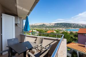 Apartment with Sea View room in Crnekovic Zarok