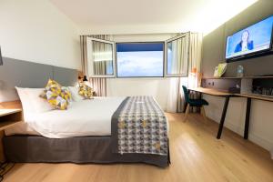 Hotels Holiday Inn Calais-Centre, an IHG Hotel : photos des chambres