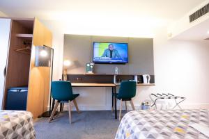 Hotels Holiday Inn Calais-Centre, an IHG Hotel : photos des chambres