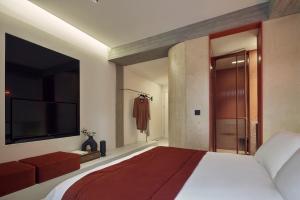 Deluxe Double Room room in The Newel Metaxourgeio