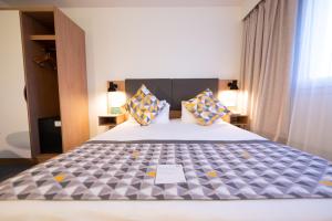 Hotels Holiday Inn Calais-Centre by IHG : photos des chambres