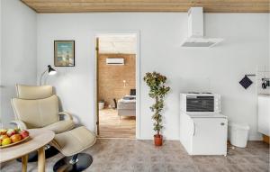 1 Bedroom Amazing Apartment In Hjørring