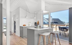 Gorgeous Home In Hjørring With Wifi