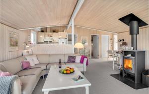 2 Bedroom Nice Home In Hjørring