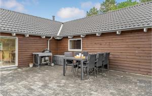 Four-Bedroom Holiday Home In Romo