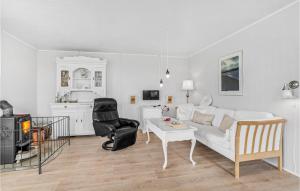 Three-Bedroom Holiday Home In Lemvig