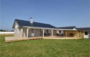 Awesome Home In Harboøre With Kitchen - Vrist
