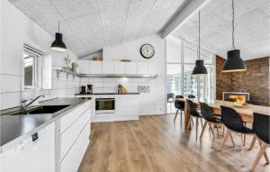 Beautiful Home In Ringkøbing With Sauna