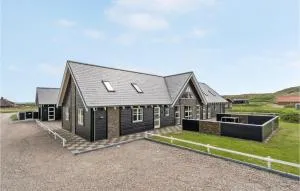 Beautiful Home In Harboøre With Sauna - Ferring