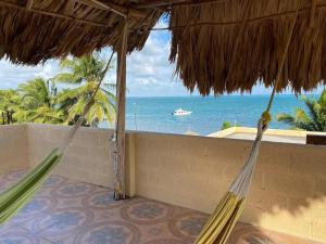 Beach Club Budget Rooms at Popeyes Caye Caulker