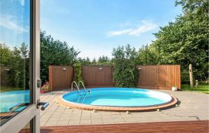 Gorgeous Home In Vemb