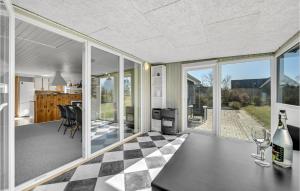 Stunning Home In Vemb With Wifi