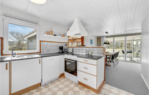 Stunning Home In Vemb With Wifi