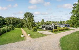 Three-Bedroom Holiday Home In Hejls