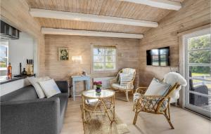 Three-Bedroom Holiday Home In Hejls