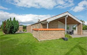 Two-Bedroom Holiday Home In Broager