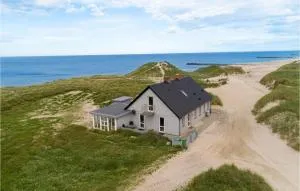 Two-Bedroom Holiday Home In Lemvig - Nørby