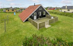 Beautiful Home In Hvide Sande With Wifi