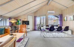 Gorgeous Home In Ebeltoft With Sauna