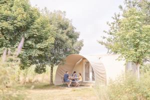 Campings Domaine de l'Oiseliere : photos des chambres