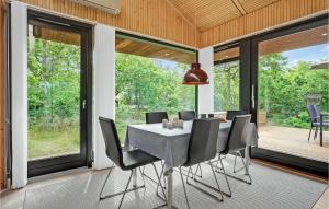 Three-Bedroom Holiday Home In Ebeltoft