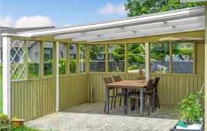 2 Bedroom Awesome Home In Juelsminde