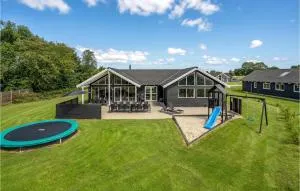 7 Bedroom Cozy Home In Sydals - Østerby