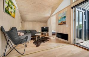 Amazing Home In Mårslet With Wifi