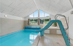 7 Bedroom Cozy Home In Sydals