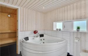Gorgeous Home In Ejstrupholm With Sauna