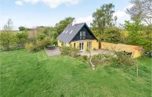 Holiday Home Sønderskovvej - Illebølle