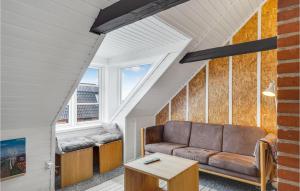 Amazing Home In Tranekær With Wifi