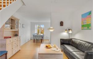 Stunning Home In Rudkøbing With Kitchen