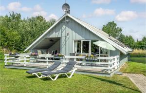 Three-Bedroom Holiday Home In Dannemare