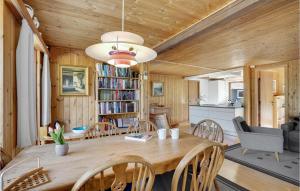 Stunning Home In Blåvand With Wifi