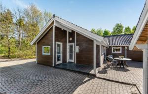 Holiday Home Vestskoven Xi
