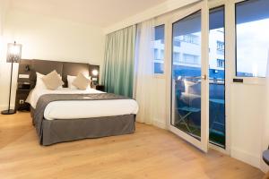 Hotels Holiday Inn Calais-Centre, an IHG Hotel : photos des chambres