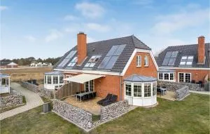 Three-Bedroom Holiday Home In Romo - Sønderby