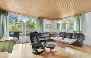 Four-Bedroom Holiday Home In Romo