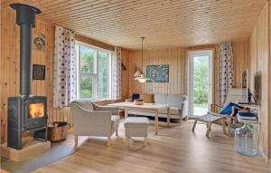Two-Bedroom Holiday Home In Saby