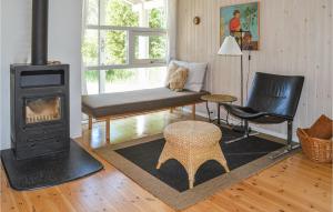 Gorgeous Home In Ålbæk With Kitchen